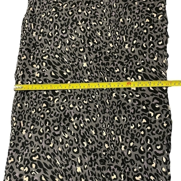 Apt. 9 Gray Animal Print Midi Skirt Jersey Knit Size M - Picture 5 of 8